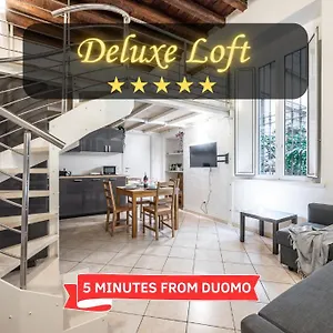  Appartamento Verdi's Nest - Loft With Wifi And Netflix Italia